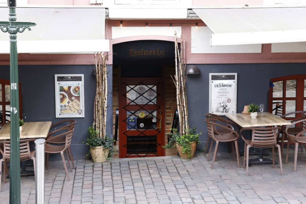 Restaurant-latinerly